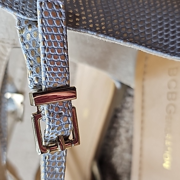 Sandals - Picture 9 of 16